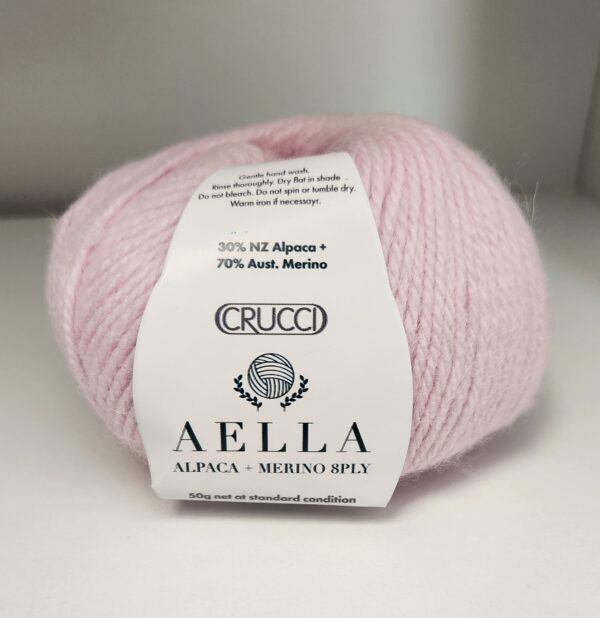 Aella 8ply merino/alpaca