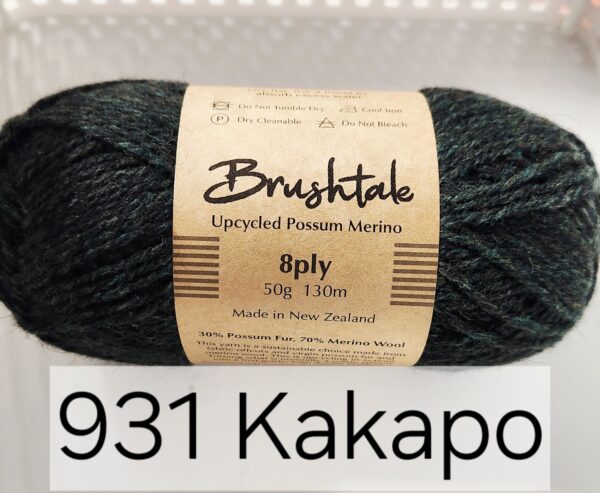 Brushtale 8ply 50g - Image 4