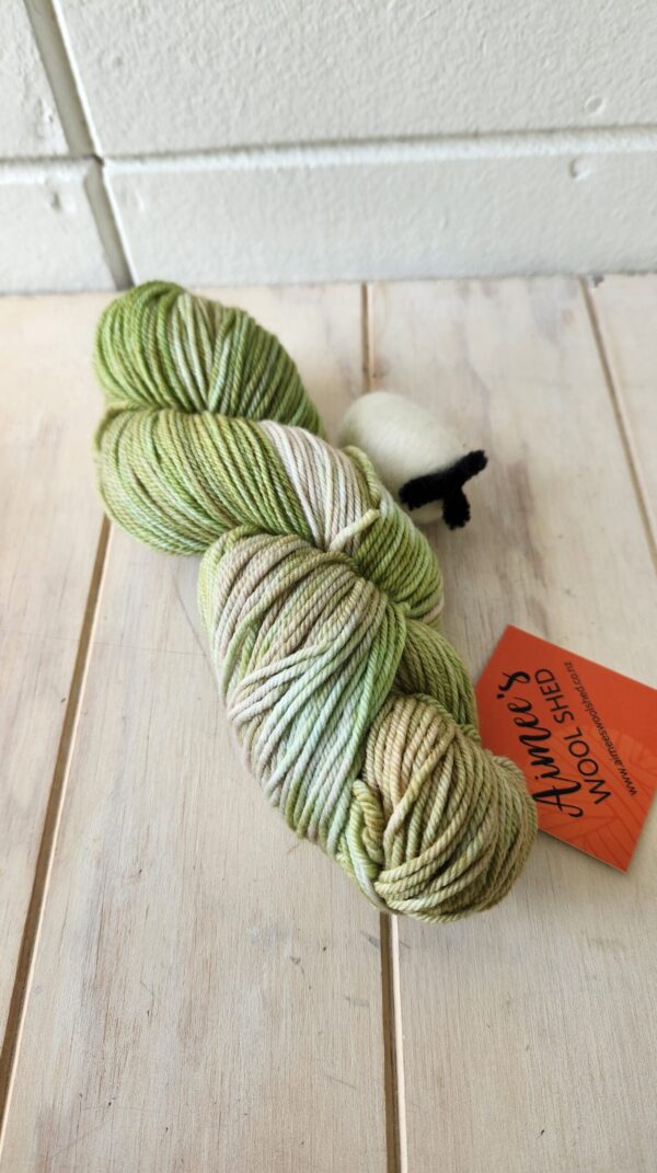 Artisan 8ply NZ Merino - Image 14