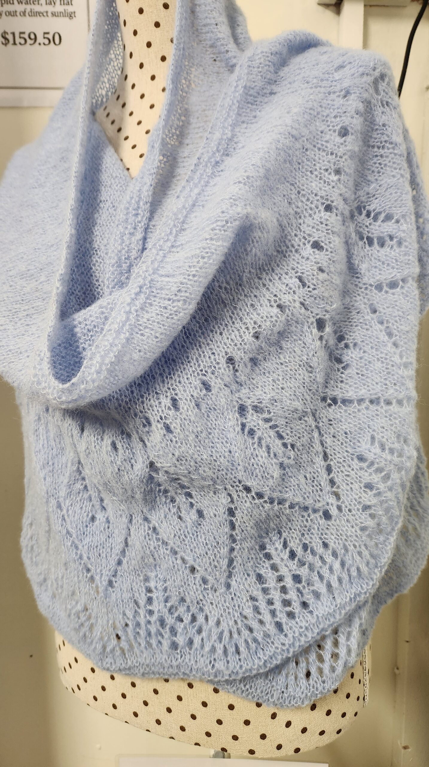 Aqu Lace Shawl Kit - Image 9