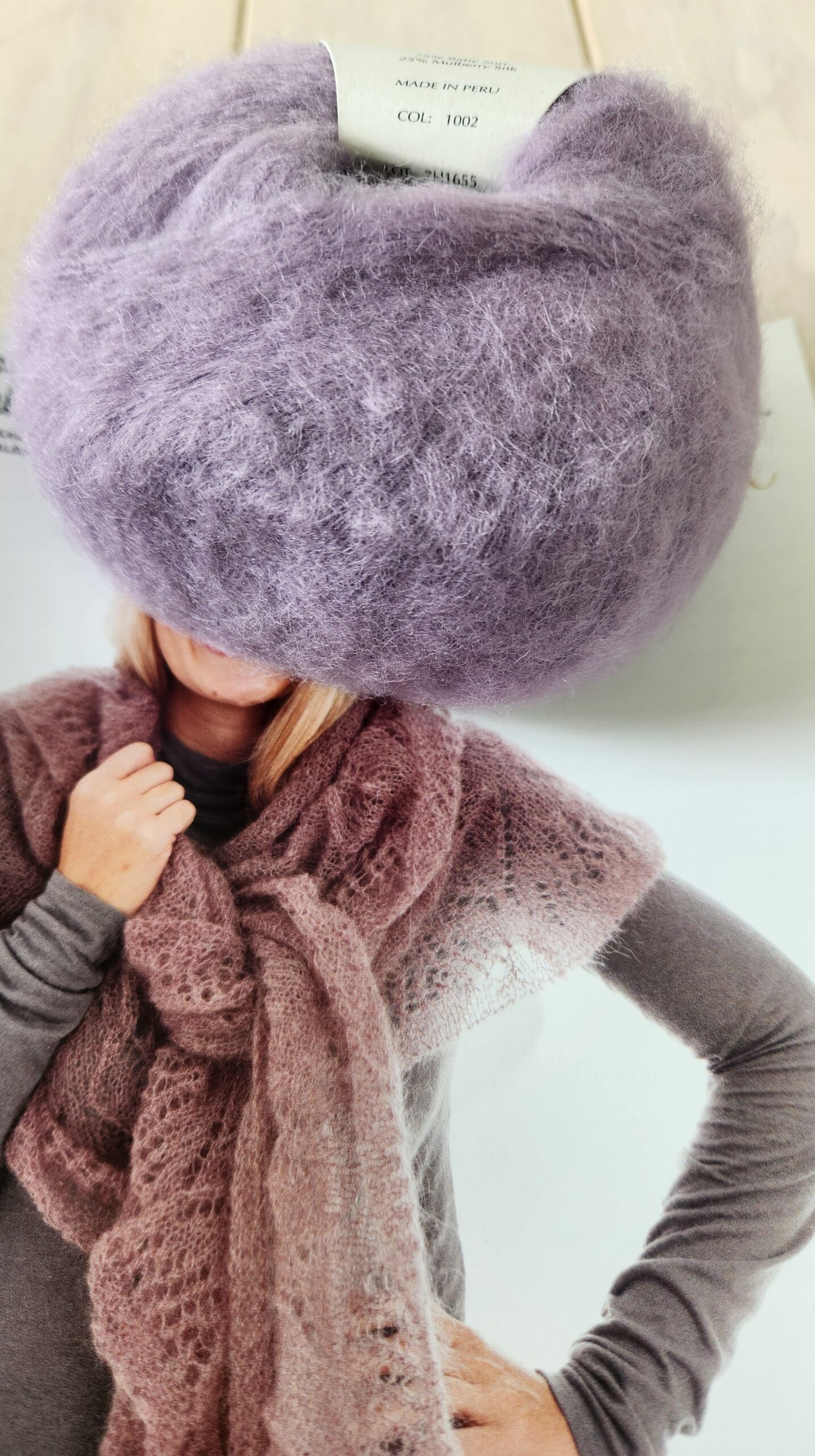 Aqu Lace Shawl Kit - Image 7